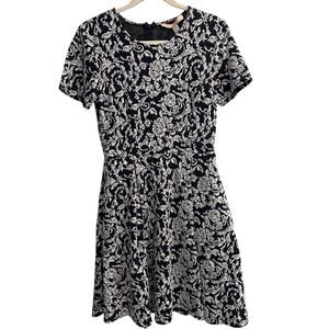 Hutch Size Small Navy and White Floral Paisley Dress